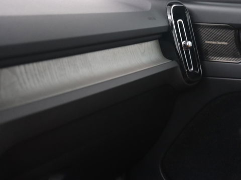 Volvo XC40 1.5 T5 Recharge Inscription | Leder | 360 Camera | Stoel & stuurverwarming | Carplay | Harman/Kardon | Navigatie | Keyless | Full LED | Parkeerhulp | Cruise control | PHEV | Plug In