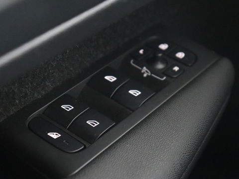 Volvo XC40 1.5 T5 Recharge Inscription | Leder | 360 Camera | Stoel & stuurverwarming | Carplay | Harman/Kardon | Navigatie | Keyless | Full LED | Parkeerhulp | Cruise control | PHEV | Plug In