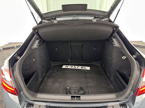 Škoda Octavia 1.5 TSI Greentech Sport Business Aut. *PANO | FULL-LED | DIGI-COCKPIT | NAVI-FULLMAP | SPORT-SEATS | CAMERA | CARPLAY | DAB+ | ECC | PDC | CRUISE | 18''ALU | TOWBAR*