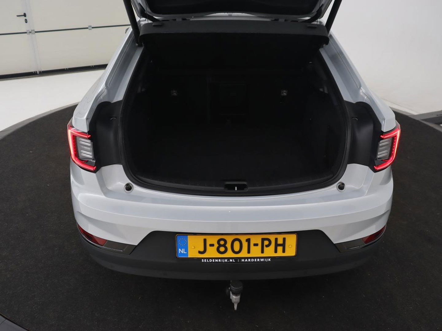 Polestar 2 Long Range Dual Motor Launch Edition 78kWh | Panoramadak | Trekhaak | Stoel & stuurverwarming | 360 camera | Adaptive cruise | Harman/Kardon | Carplay