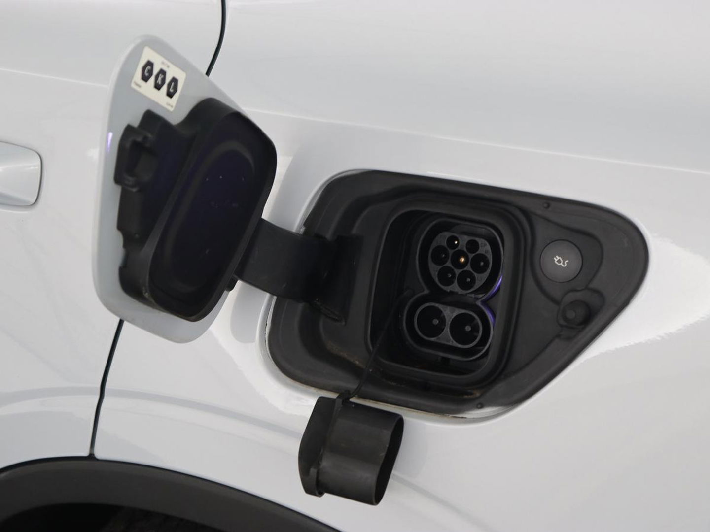 Polestar 2 Long Range Dual Motor Launch Edition 78kWh | Panoramadak | Trekhaak | Stoel & stuurverwarming | 360 camera | Adaptive cruise | Harman/Kardon | Carplay