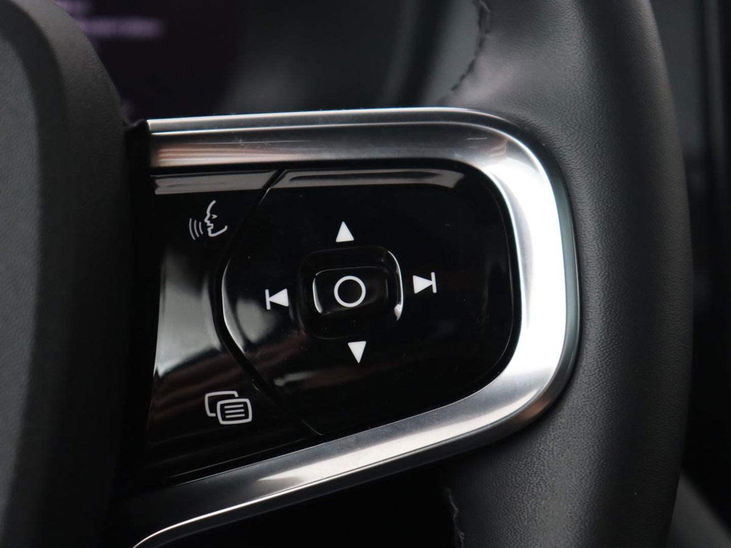 Polestar 2 Long Range Dual Motor Launch Edition 78kWh | Panoramadak | Trekhaak | Stoel & stuurverwarming | 360 camera | Adaptive cruise | Harman/Kardon | Carplay