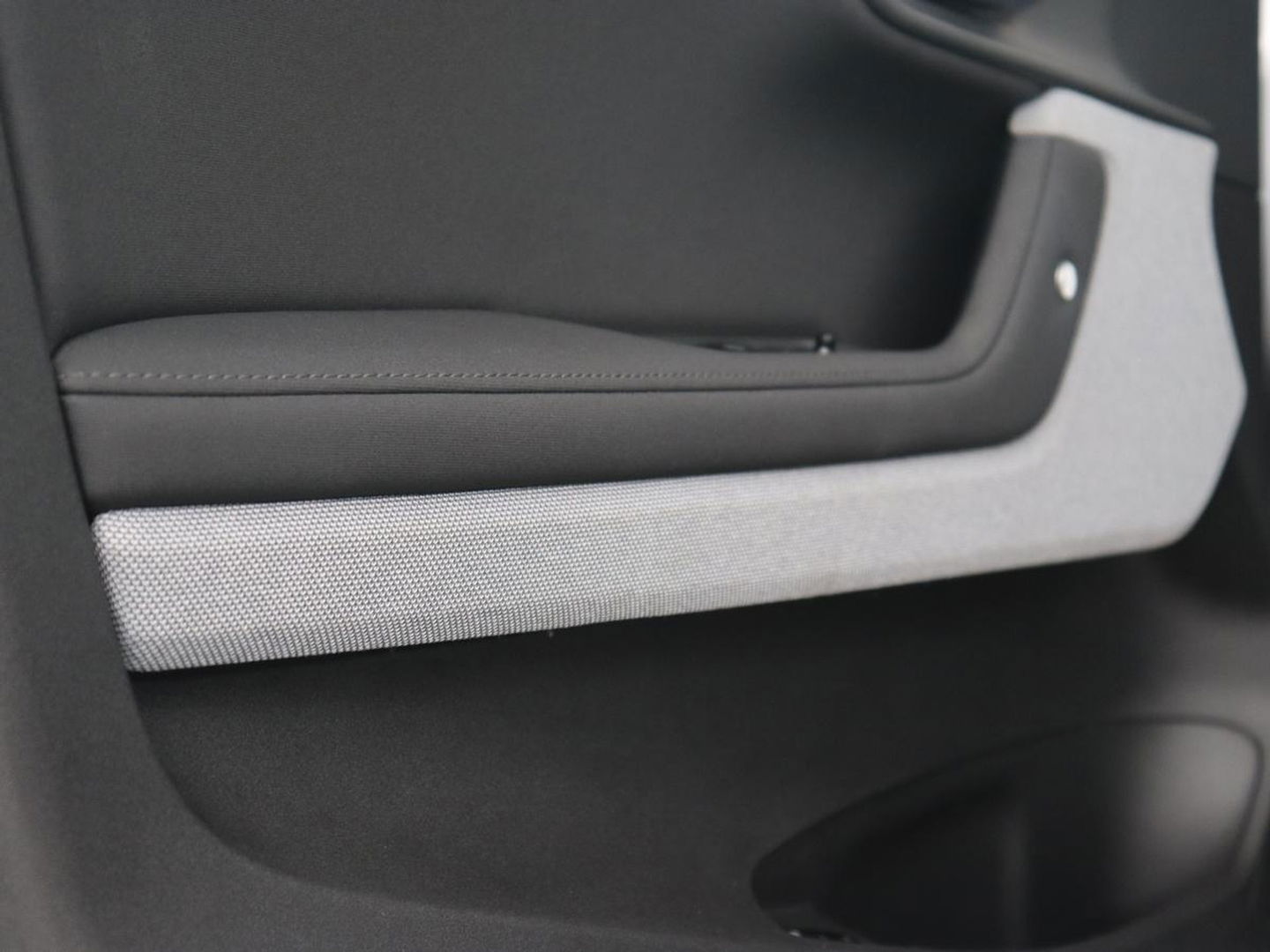 Polestar 2 Long Range Dual Motor Launch Edition 78kWh | Panoramadak | Trekhaak | Stoel & stuurverwarming | 360 camera | Adaptive cruise | Harman/Kardon | Carplay