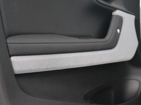 Polestar 2 Long Range Dual Motor Launch Edition 78kWh | Panoramadak | Trekhaak | Stoel & stuurverwarming | 360 camera | Adaptive cruise | Harman/Kardon | Carplay