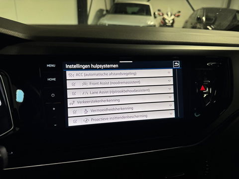 Volkswagen Polo 1.0 TSI R-Line PANO KEYLESS 3X R-LINE