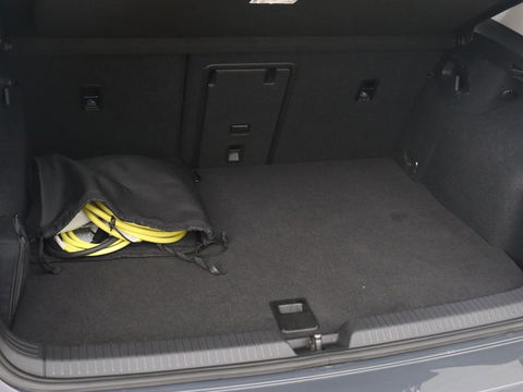 Volkswagen Golf 1.4 eHybrid Style | Massage | Carplay | Sfeerverlichting | Navigatie | Memory | Adaptive cruise | Parkeerhulp | ergoActive | LED Plus | Climate control | PHEV | Plug In