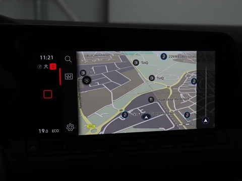 Volkswagen Golf 1.4 eHybrid Style | Massage | Carplay | Sfeerverlichting | Navigatie | Memory | Adaptive cruise | Parkeerhulp | ergoActive | LED Plus | Climate control | PHEV | Plug In
