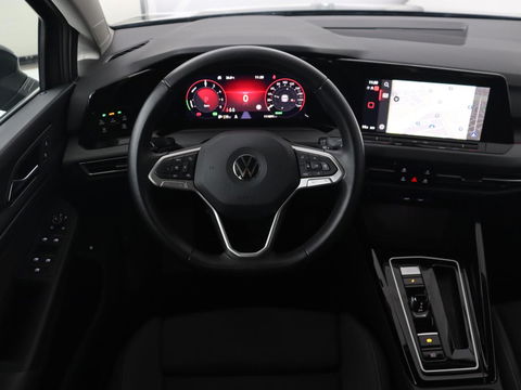 Volkswagen Golf 1.4 eHybrid Style | Massage | Carplay | Sfeerverlichting | Navigatie | Memory | Adaptive cruise | Parkeerhulp | ergoActive | LED Plus | Climate control | PHEV | Plug In