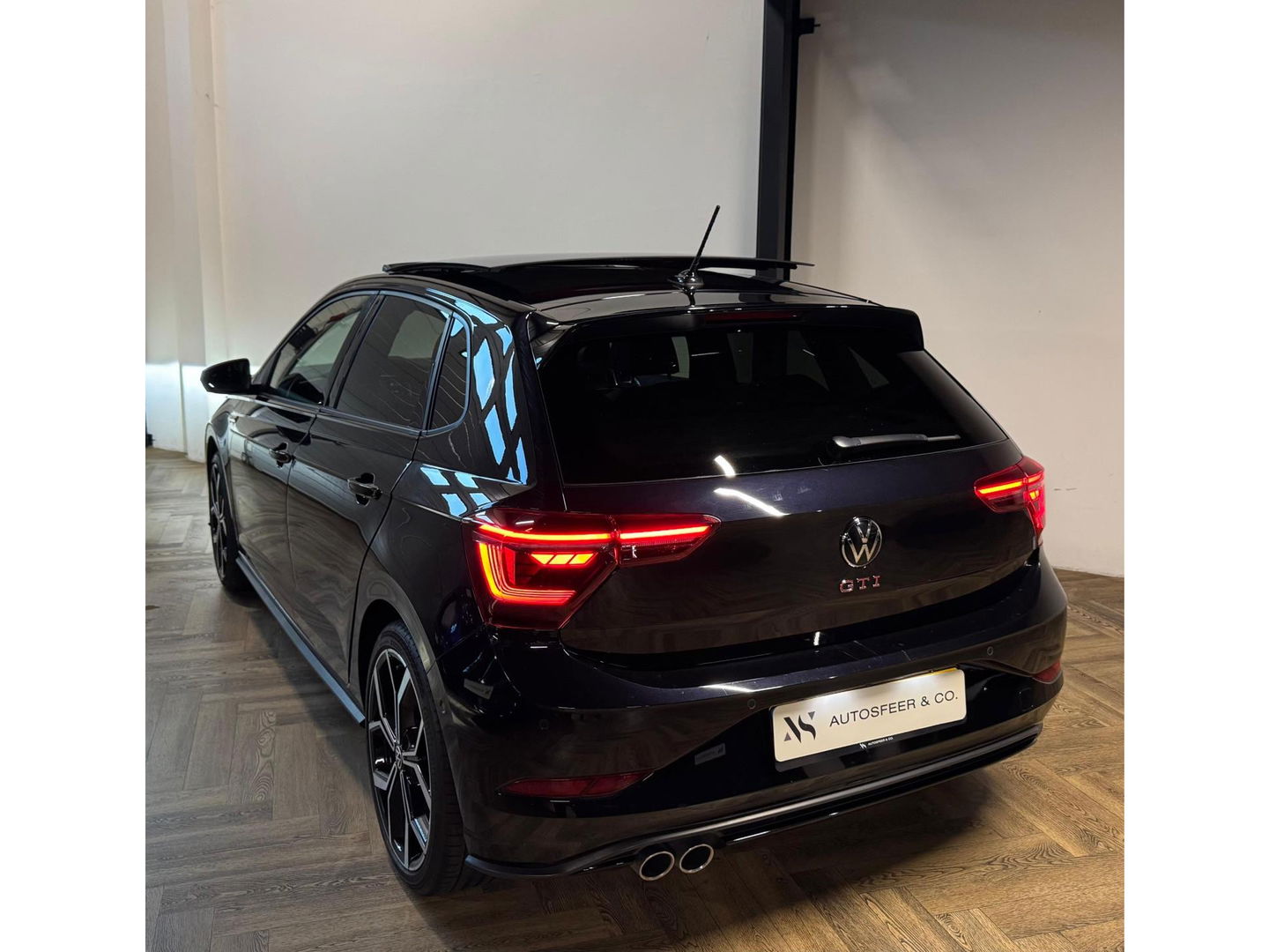 Volkswagen Polo 2.0 TSI GTI PANO KEYLESS