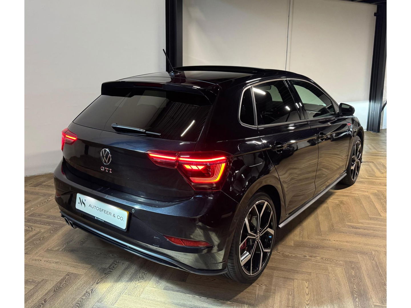 Volkswagen Polo 2.0 TSI GTI PANO KEYLESS