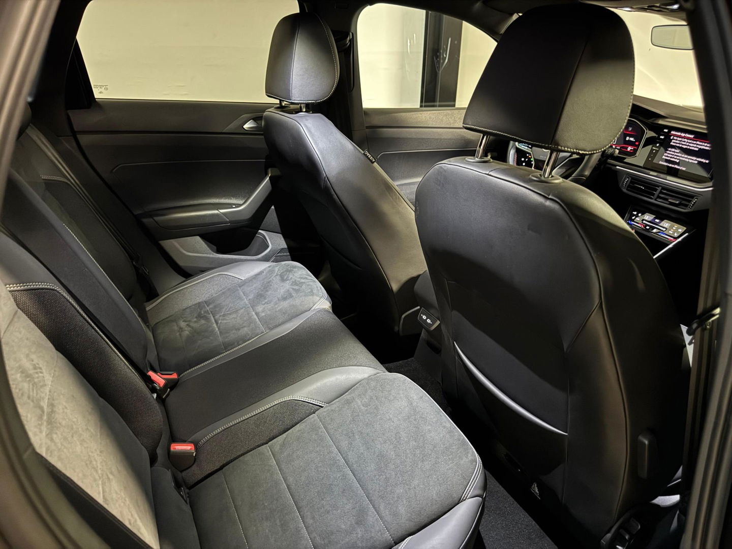Volkswagen Polo 2.0 TSI GTI PANO KEYLESS