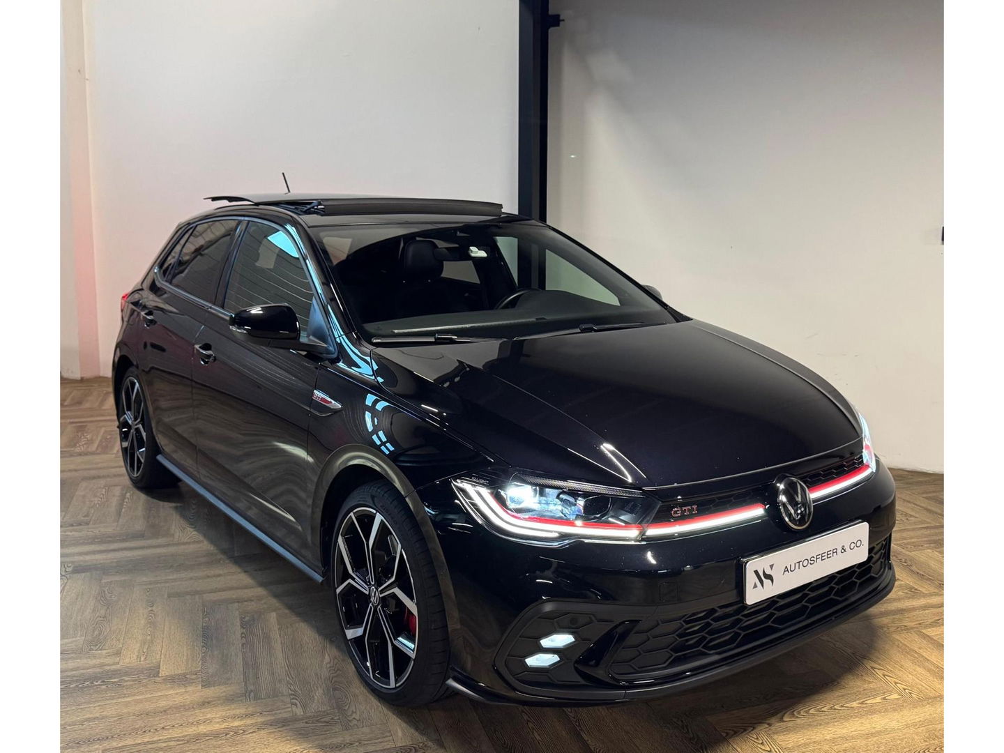 Volkswagen Polo 2.0 TSI GTI PANO KEYLESS