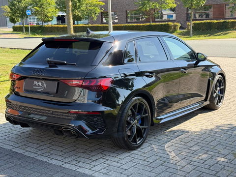 Audi A3 Sportback 2.5 TFSI RS 3 quattro PANO|HUD|Adaptive|B&O