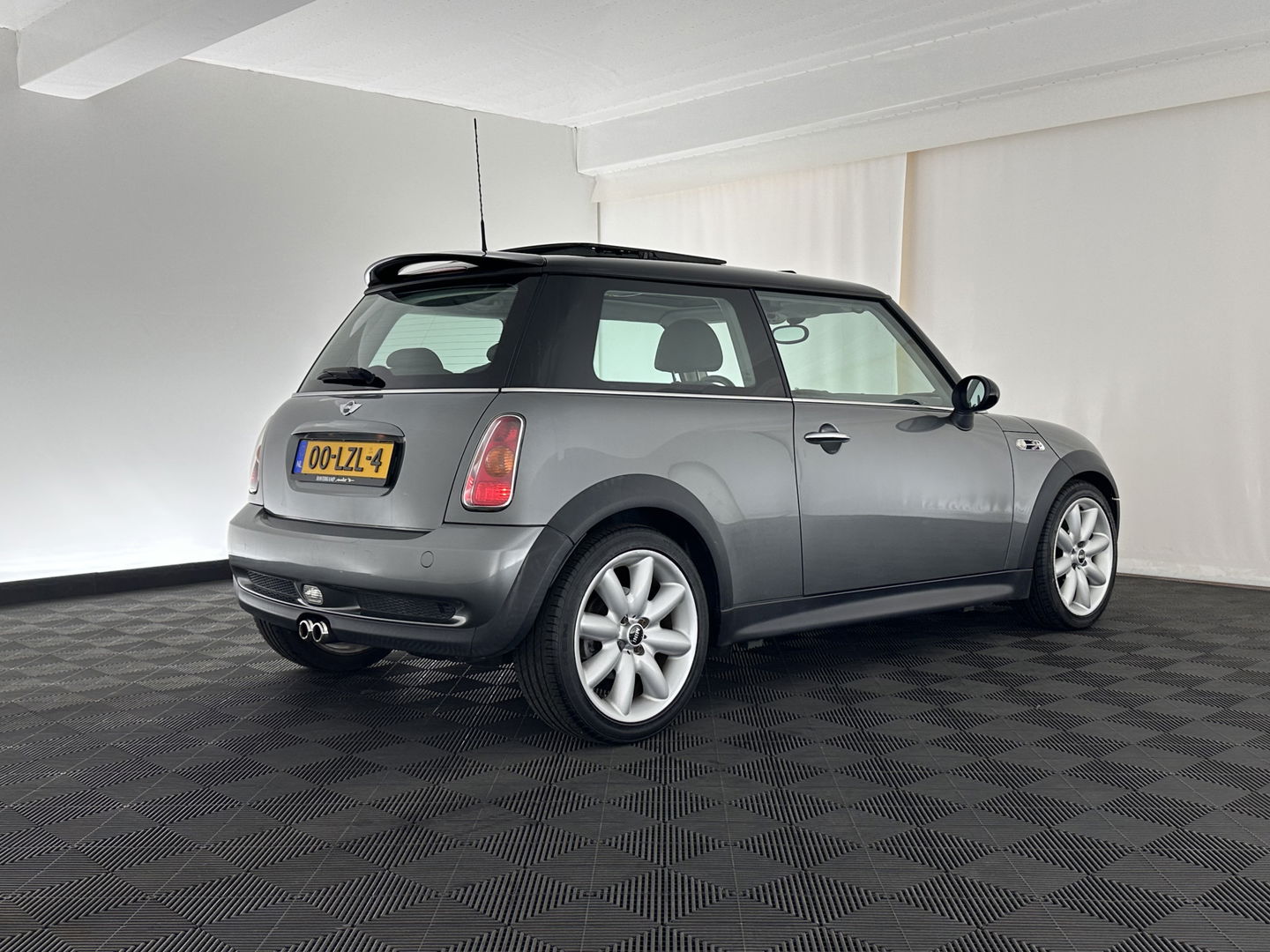 MINI Mini 1.6 Cooper S Pack-Chili *PANO | LUXURY-LEATHER | BI-XENON | HARMAN\KARDON-AUDIO | HEATED-SPORTSEATS | AIRCO | CRUISE | 17''ALU*