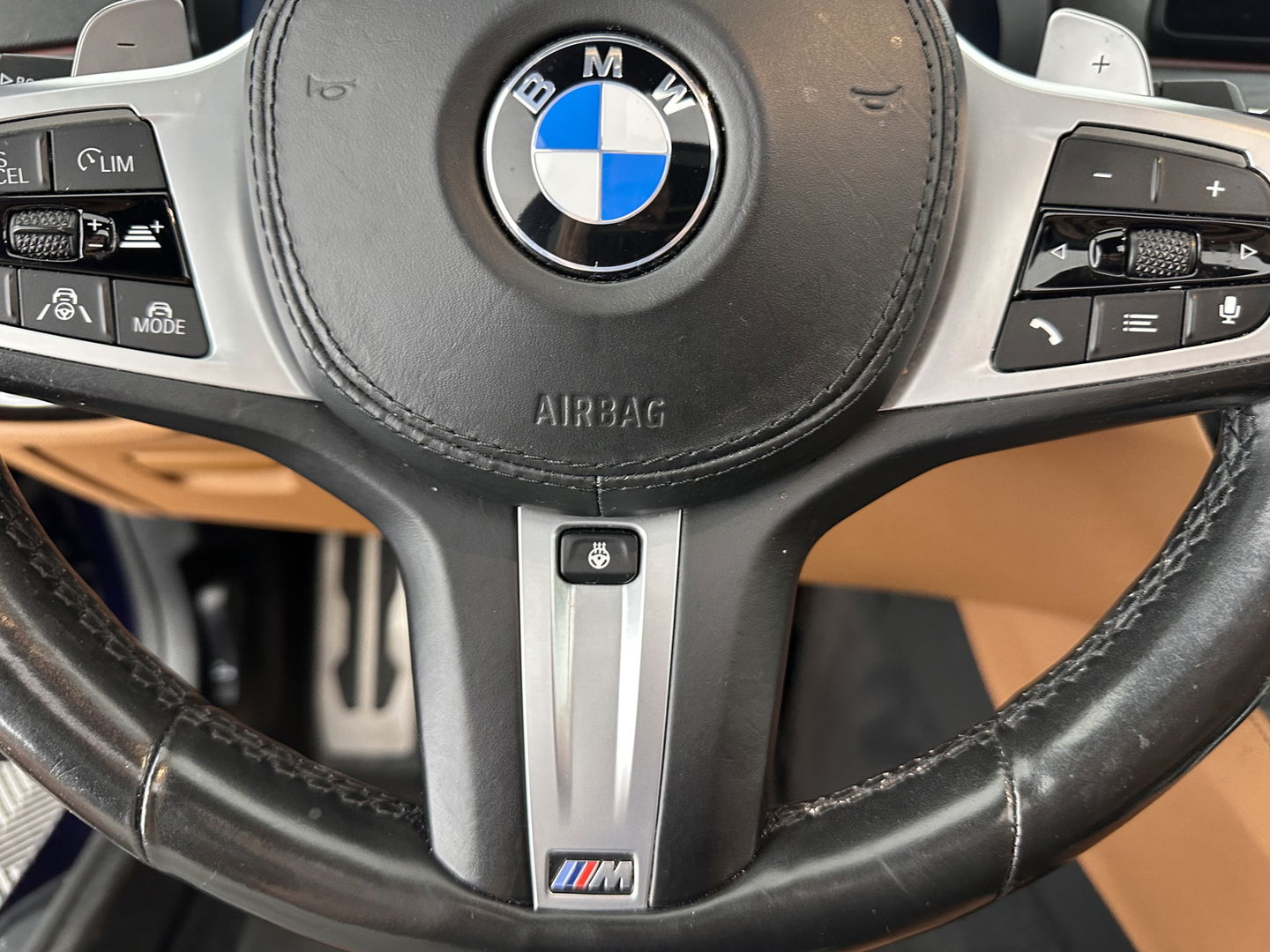 BMW 5 Serie Touring 540d xDrive High Executive Aut. *PANO | LASER-LIGHT | HEAD-UP | LUXURY-LEATHER | BLIND-SPOT | MEMORY-PACK | HARMAN/KARDON | TOP-VIEW | DIGI-COCKPIT | HEATED-COMFORTSEATS | KEYLESS | NAVI-FULLMAP | 18''ALU |