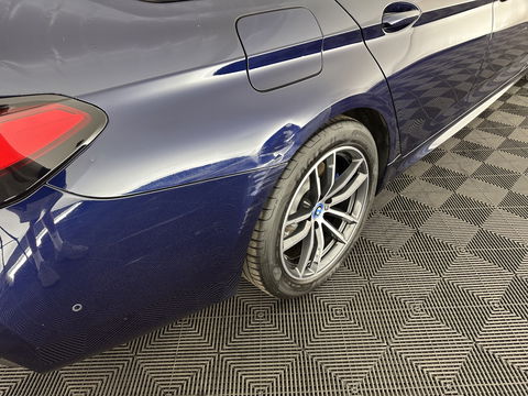 BMW 5 Serie Touring 540d xDrive High Executive Aut. *PANO | LASER-LIGHT | HEAD-UP | LUXURY-LEATHER | BLIND-SPOT | MEMORY-PACK | HARMAN/KARDON | TOP-VIEW | DIGI-COCKPIT | HEATED-COMFORTSEATS | KEYLESS | NAVI-FULLMAP | 18''ALU |