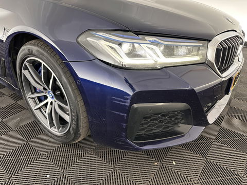 BMW 5 Serie Touring 540d xDrive High Executive Aut. *PANO | LASER-LIGHT | HEAD-UP | LUXURY-LEATHER | BLIND-SPOT | MEMORY-PACK | HARMAN/KARDON | TOP-VIEW | DIGI-COCKPIT | HEATED-COMFORTSEATS | KEYLESS | NAVI-FULLMAP | 18''ALU |