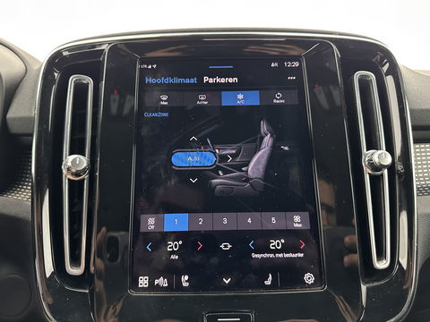 Volvo XC40 Recharge P8 AWD R-Design [ 3-Fase ] (INCL-BTW) *LEATHER-ALCANTARA | DIGI-COCKPIT | FULL-LED | PREMIUM-AUDIO | TOP-VIEW | CARPLAY | NAVI-FULLMAP | ECC | PDC | KEYLESS | HEATED-SPORTSEATS | BLIS | PRIVACY-GLASS | TOWBAR | 19''ALU