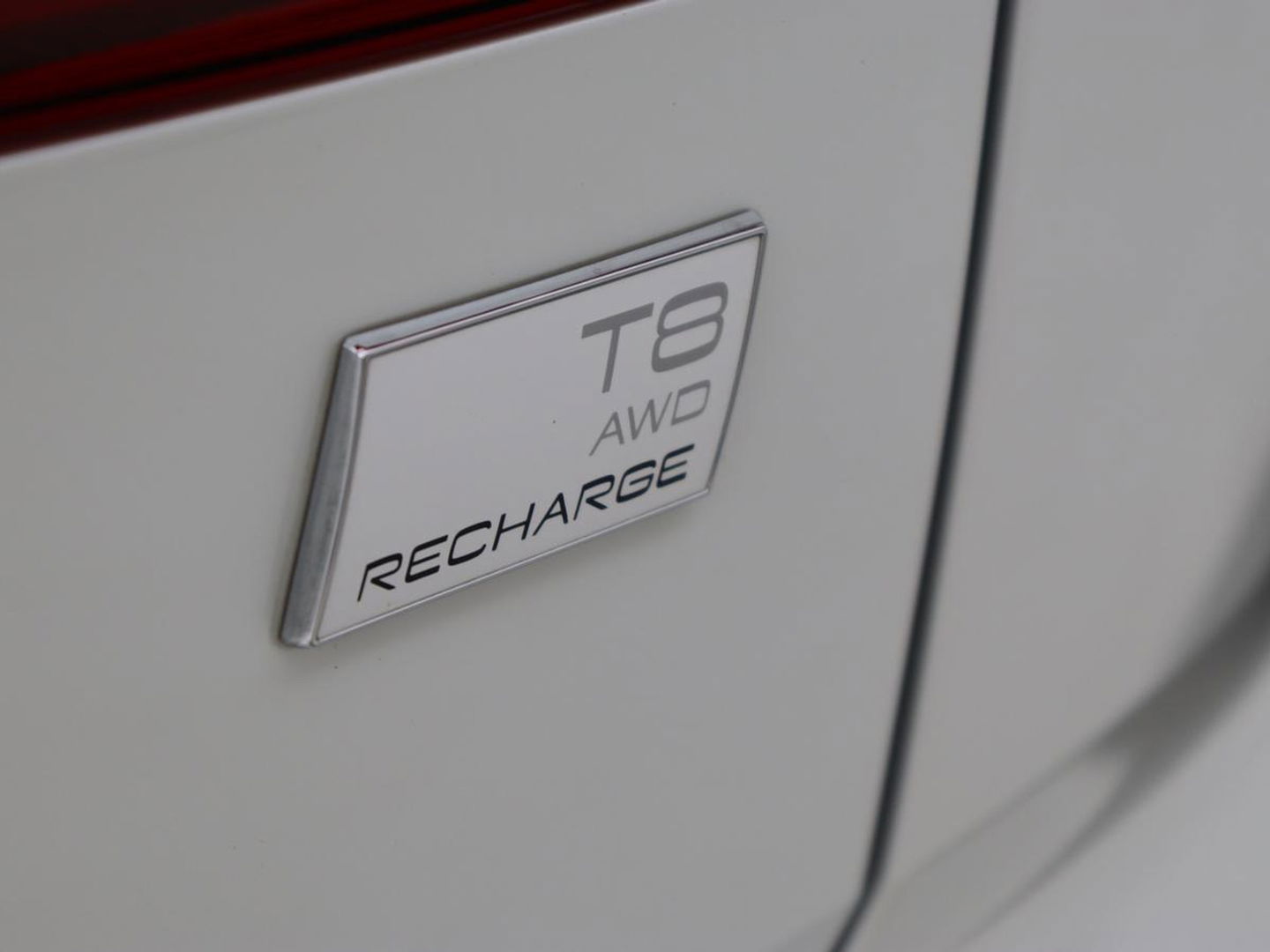 Volvo XC60 2.0 Recharge T8 AWD Inscription | Panoramadak | Trekhaak | Leder | Camera | Carplay | Navigatie | Memory | Keyless | PHEV | Plug In