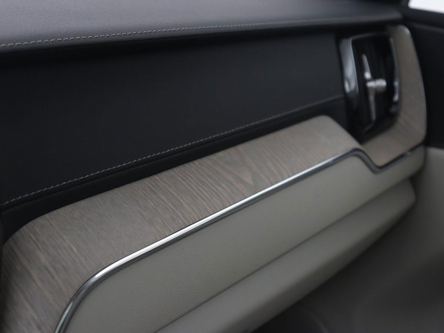 Volvo XC60 2.0 Recharge T8 AWD Inscription | Panoramadak | Trekhaak | Leder | Camera | Carplay | Navigatie | Memory | Keyless | PHEV | Plug In