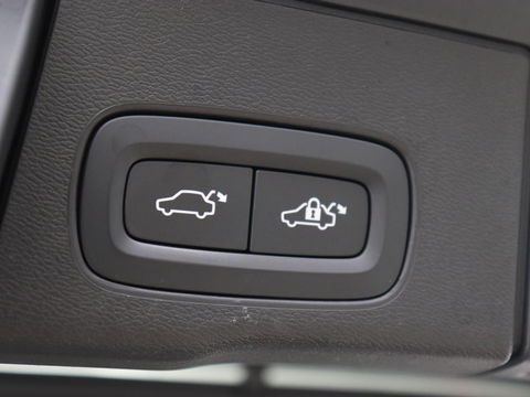 Volvo XC60 2.0 Recharge T8 AWD Inscription | Panoramadak | Trekhaak | Leder | Camera | Carplay | Navigatie | Memory | Keyless | PHEV | Plug In