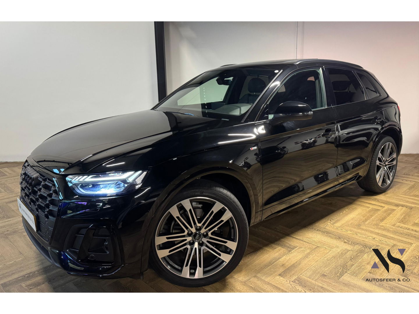 Audi Q5 40 TFSI s-line CAM PANO KEYLESS''