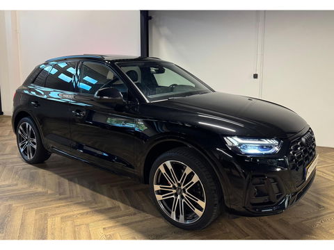Audi Q5 40 TFSI s-line CAM PANO KEYLESS''