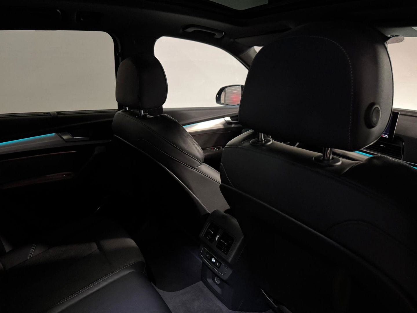 Audi Q5 40 TFSI s-line CAM PANO KEYLESS''
