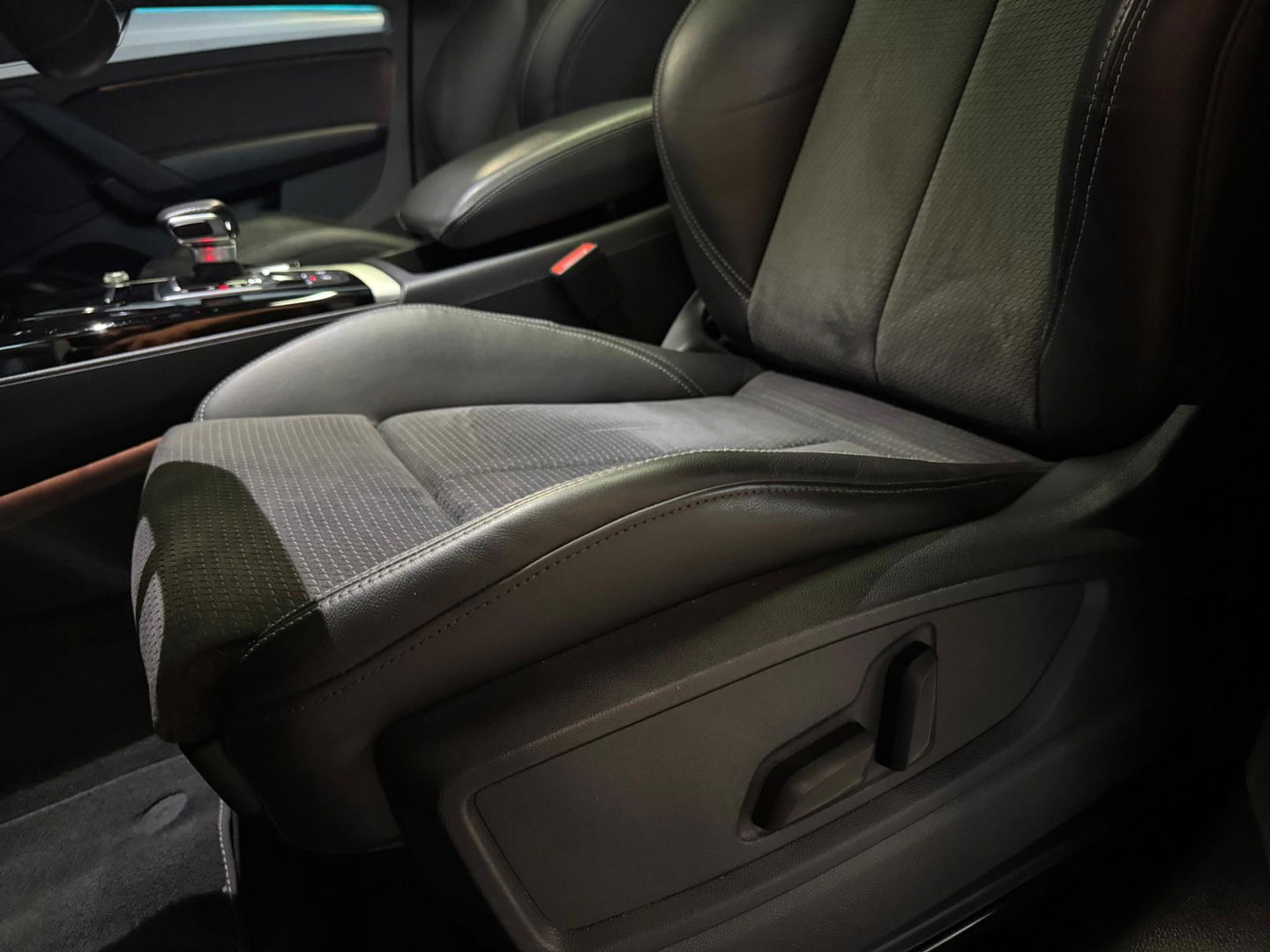Audi Q5 40 TFSI s-line CAM PANO KEYLESS''