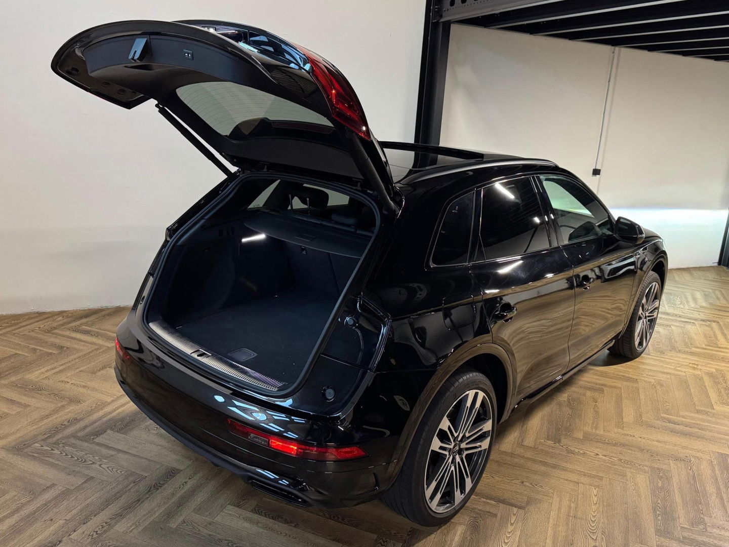 Audi Q5 40 TFSI s-line CAM PANO KEYLESS''