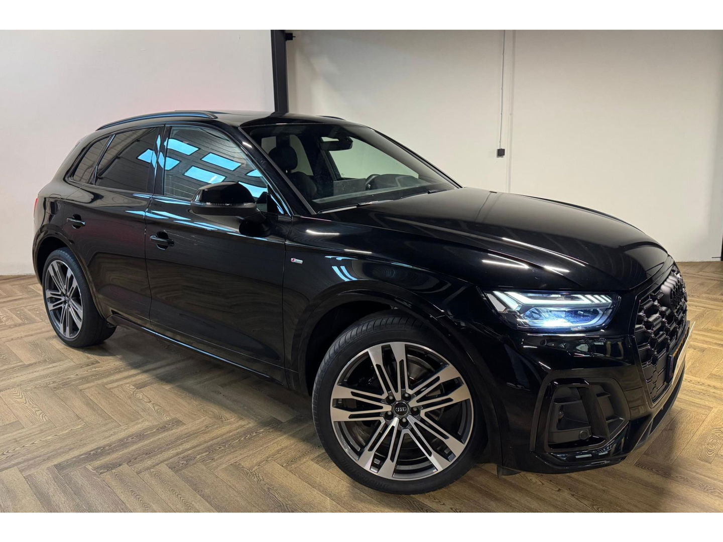 Audi Q5 40 TFSI s-line CAM PANO KEYLESS''