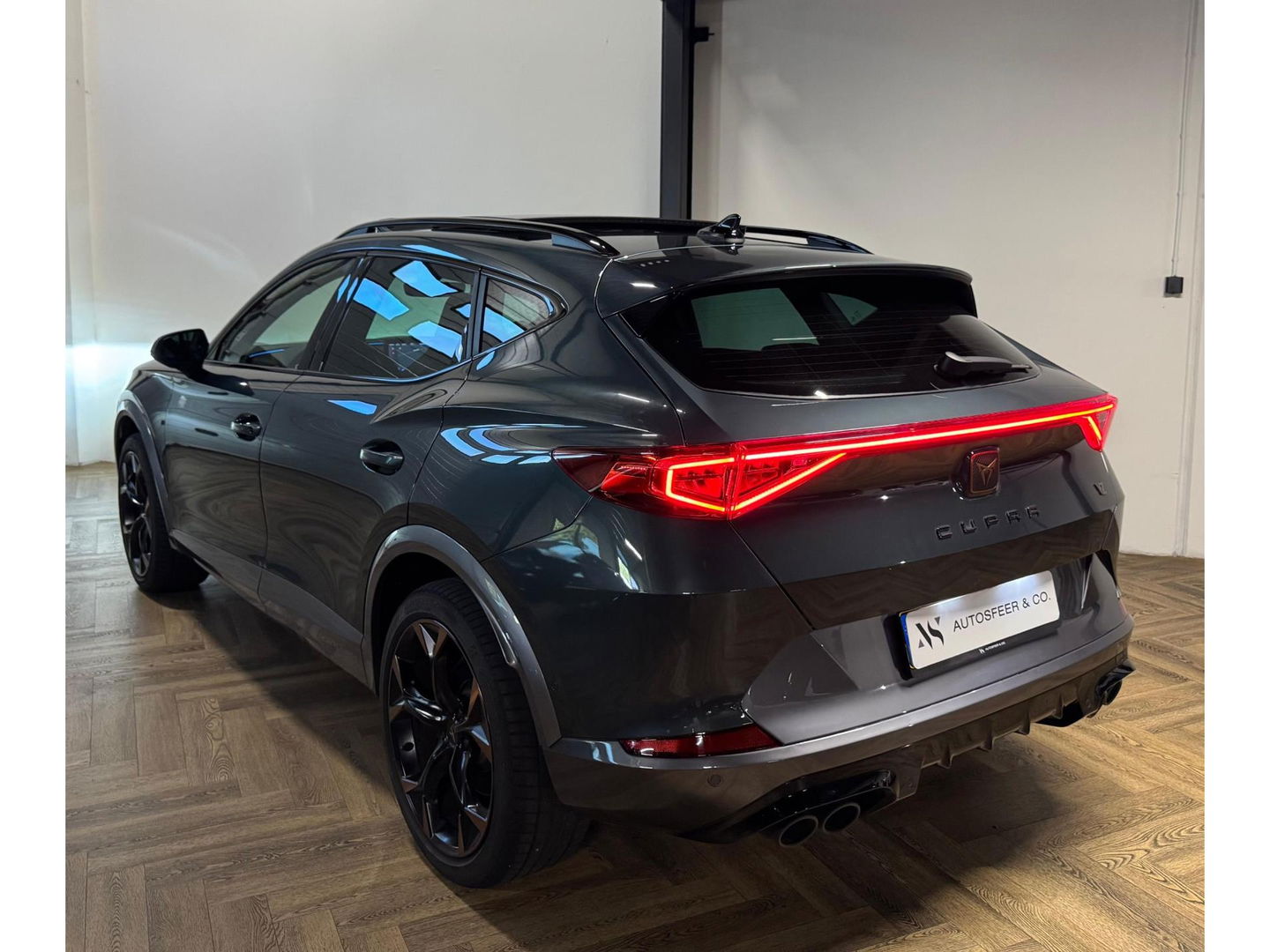 CUPRA Formentor 2.0 TSI 4DRIVE PANO KEYLESS CAM