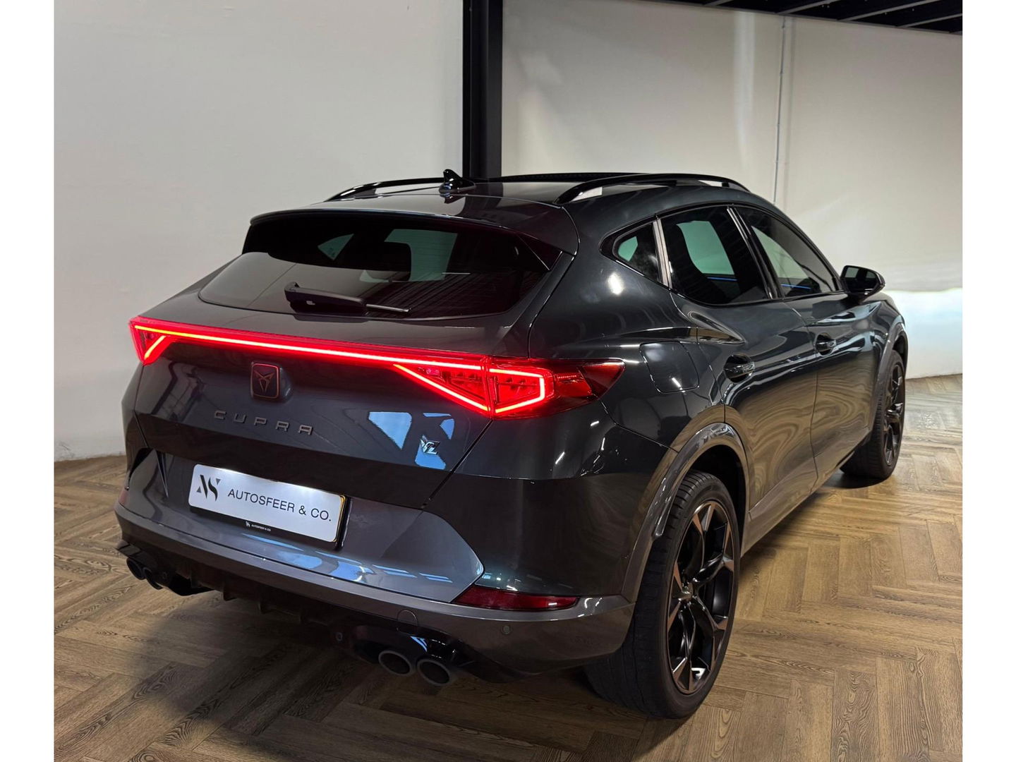 CUPRA Formentor 2.0 TSI 4DRIVE PANO KEYLESS CAM