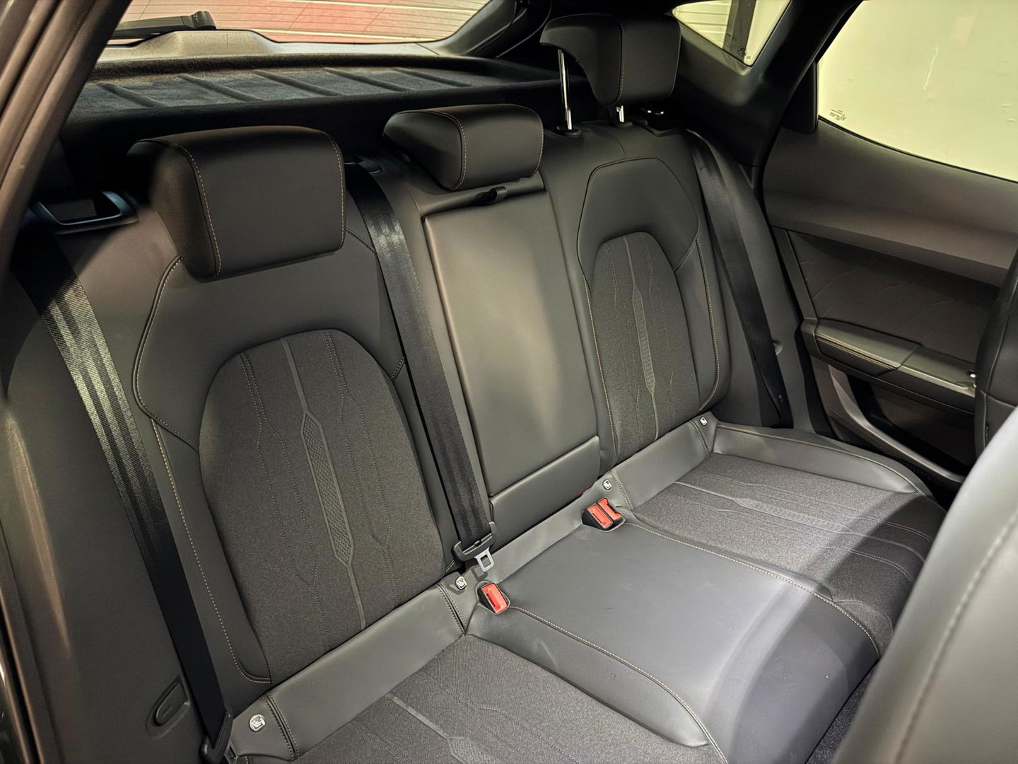 CUPRA Formentor 2.0 TSI 4DRIVE PANO KEYLESS CAM