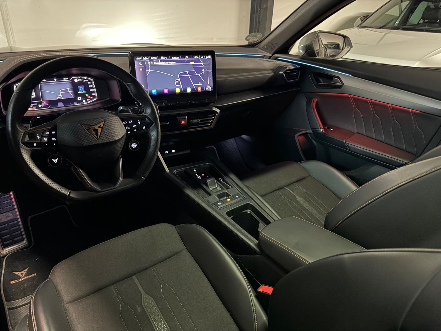 CUPRA Formentor 2.0 TSI 4DRIVE PANO KEYLESS CAM