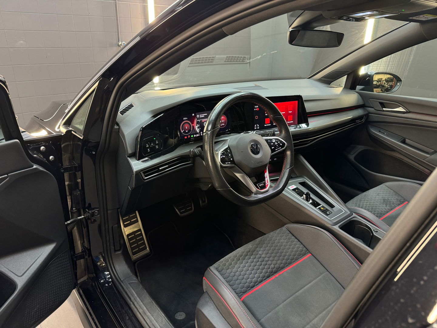Volkswagen Golf 2.0 TSI GTI Clubsport Pano|HuD|IQ|Special Mode