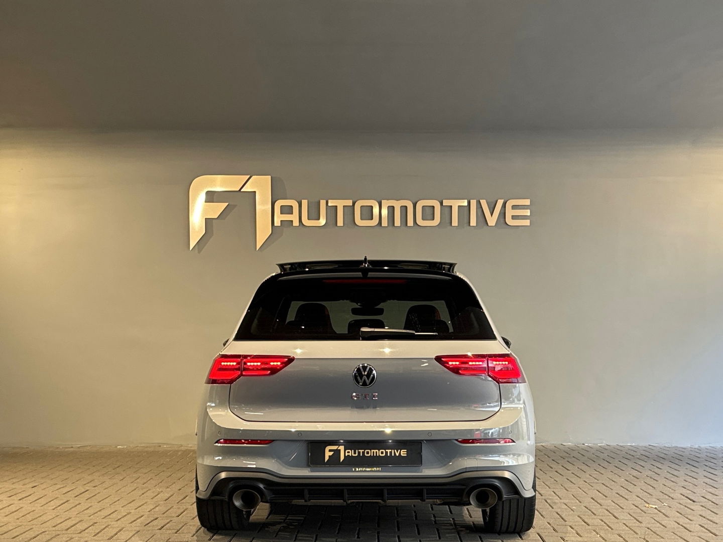 Volkswagen Golf 2.0 TSI GTI Clubsport 45 Jahre Pano|HuD|Akra