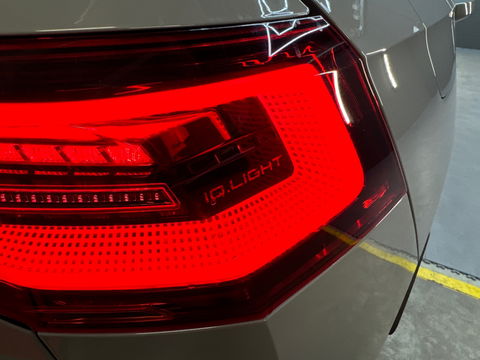 Volkswagen Golf 2.0 TSI GTI Clubsport 45 Jahre Pano|HuD|Akra