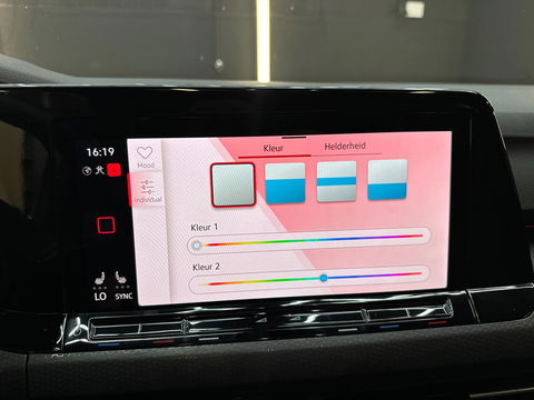 Volkswagen Golf 2.0 TSI GTI Clubsport 45 Jahre Pano|HuD|Akra