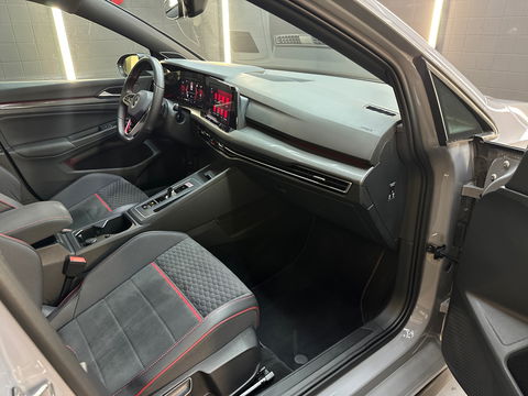Volkswagen Golf 2.0 TSI GTI Clubsport 45 Jahre Pano|HuD|Akra