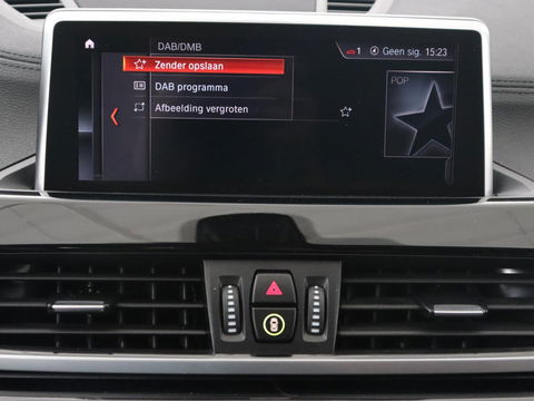 BMW X1 xDrive25e Sport Line | Stoelverwarming | Camera | Full LED | Sportstoelen | Keyless | Navigatie | Climate control | Parkeerhulp | Cruise control | DAB | Bluetooth