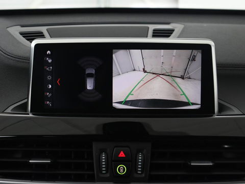 BMW X1 xDrive25e Sport Line | Stoelverwarming | Camera | Full LED | Sportstoelen | Keyless | Navigatie | Climate control | Parkeerhulp | Cruise control | DAB | Bluetooth