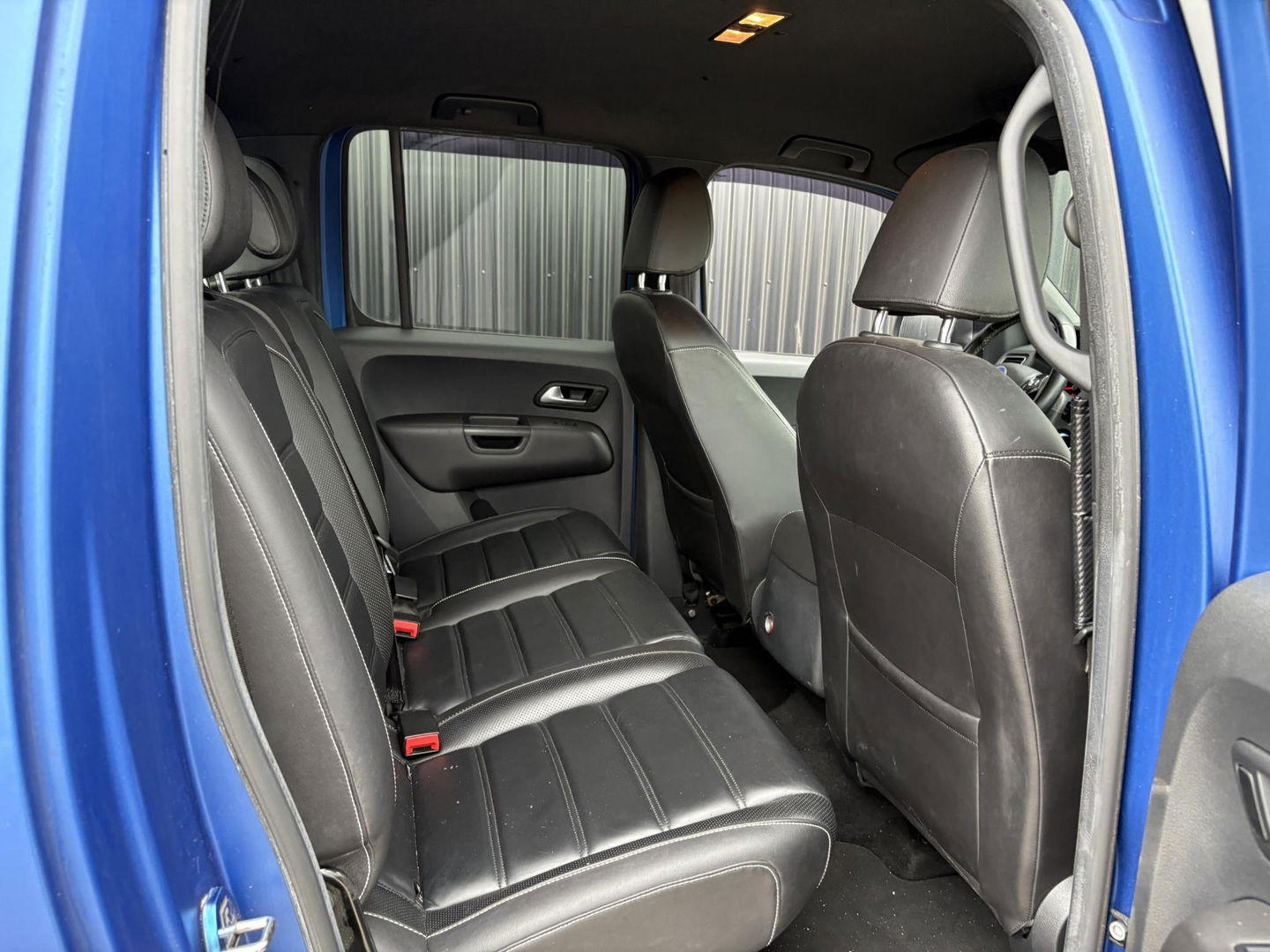 Volkswagen Amarok 3.0 TDI 4Motion DC Aventura | VEEL OPTIES | STOERE PICKUP | Cruise Control | DIK GELUID!! | 3300KG