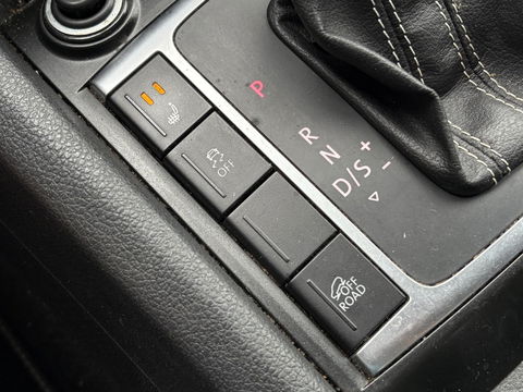 Volkswagen Amarok 3.0 TDI 4Motion DC Aventura | VEEL OPTIES | STOERE PICKUP | Cruise Control | DIK GELUID!! | 3300KG