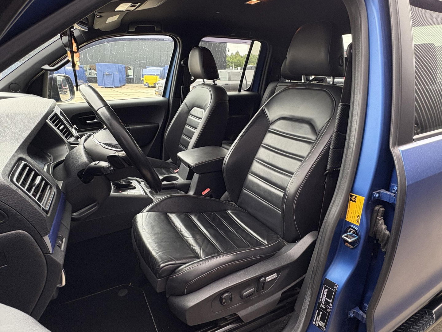 Volkswagen Amarok 3.0 TDI 4Motion DC Aventura | VEEL OPTIES | STOERE PICKUP | Cruise Control | DIK GELUID!! | 3300KG
