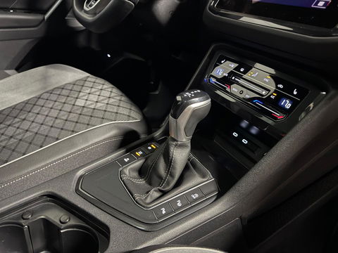 Volkswagen Tiguan 1.5 TSI R-Line PANO KEYLESS VOL'