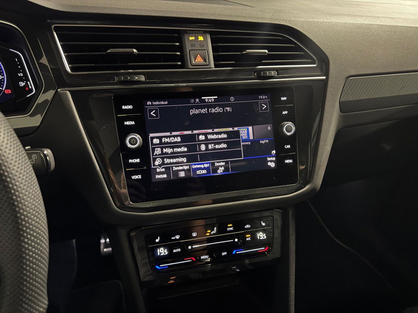 Volkswagen Tiguan 1.5 TSI R-Line PANO KEYLESS VOL'
