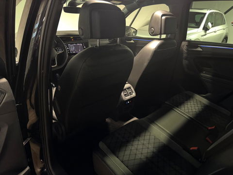 Volkswagen Tiguan 1.5 TSI R-Line PANO KEYLESS VOL'