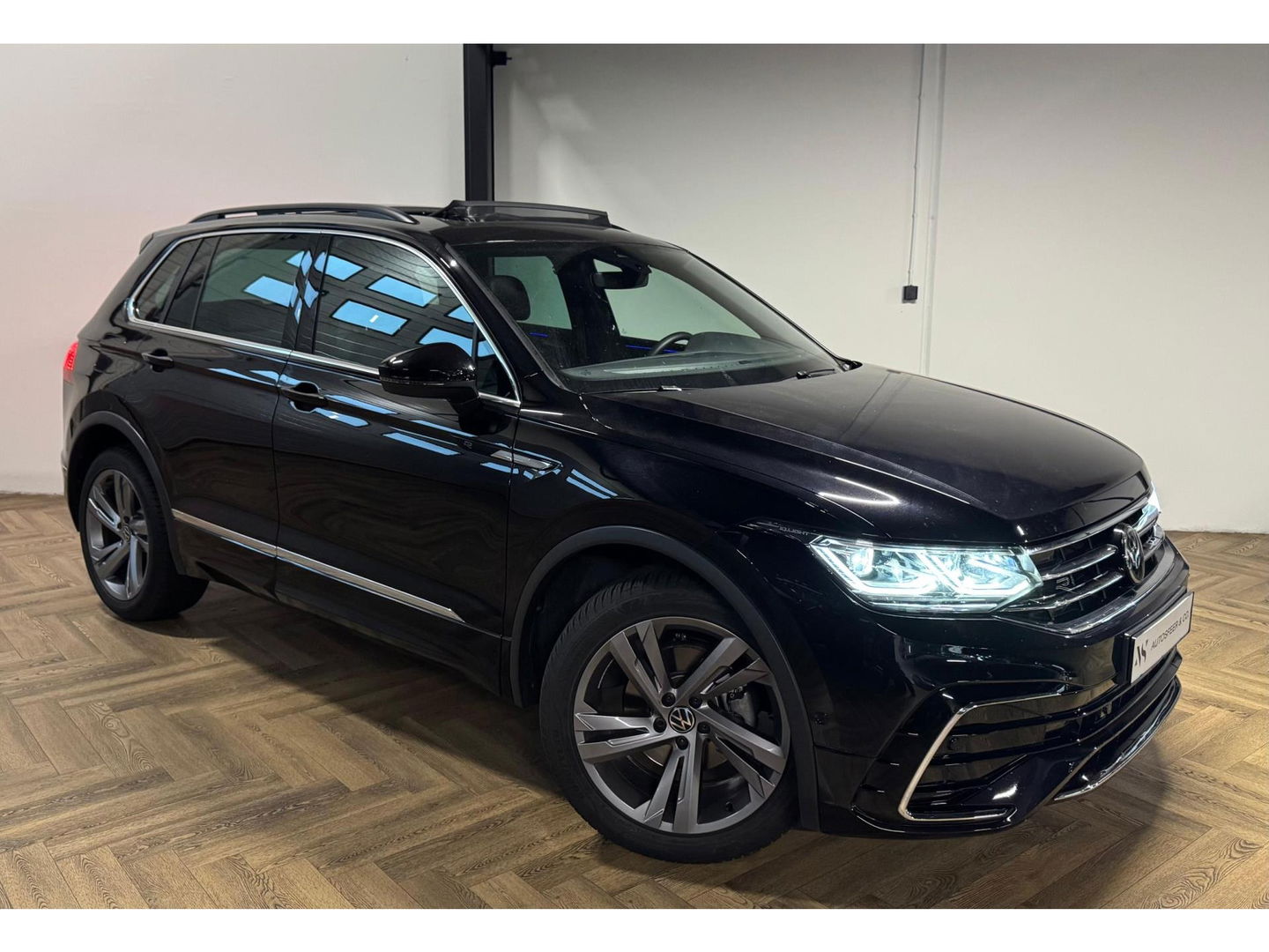 Volkswagen Tiguan 1.5 TSI R-Line PANO KEYLESS VOL'