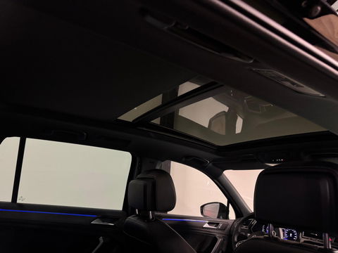 Volkswagen Tiguan 1.5 TSI R-Line PANO KEYLESS VOL'